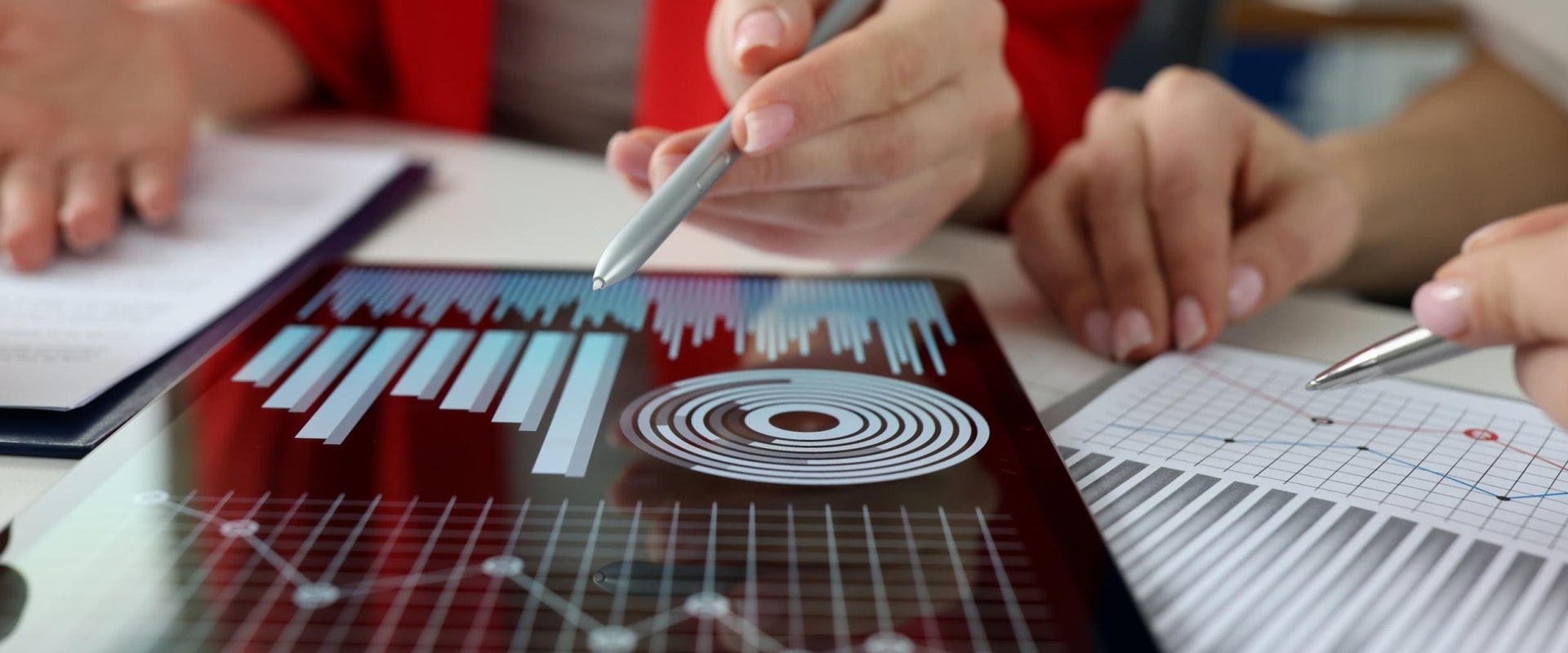 Analyzing Financial Data for Informed Decision-Making