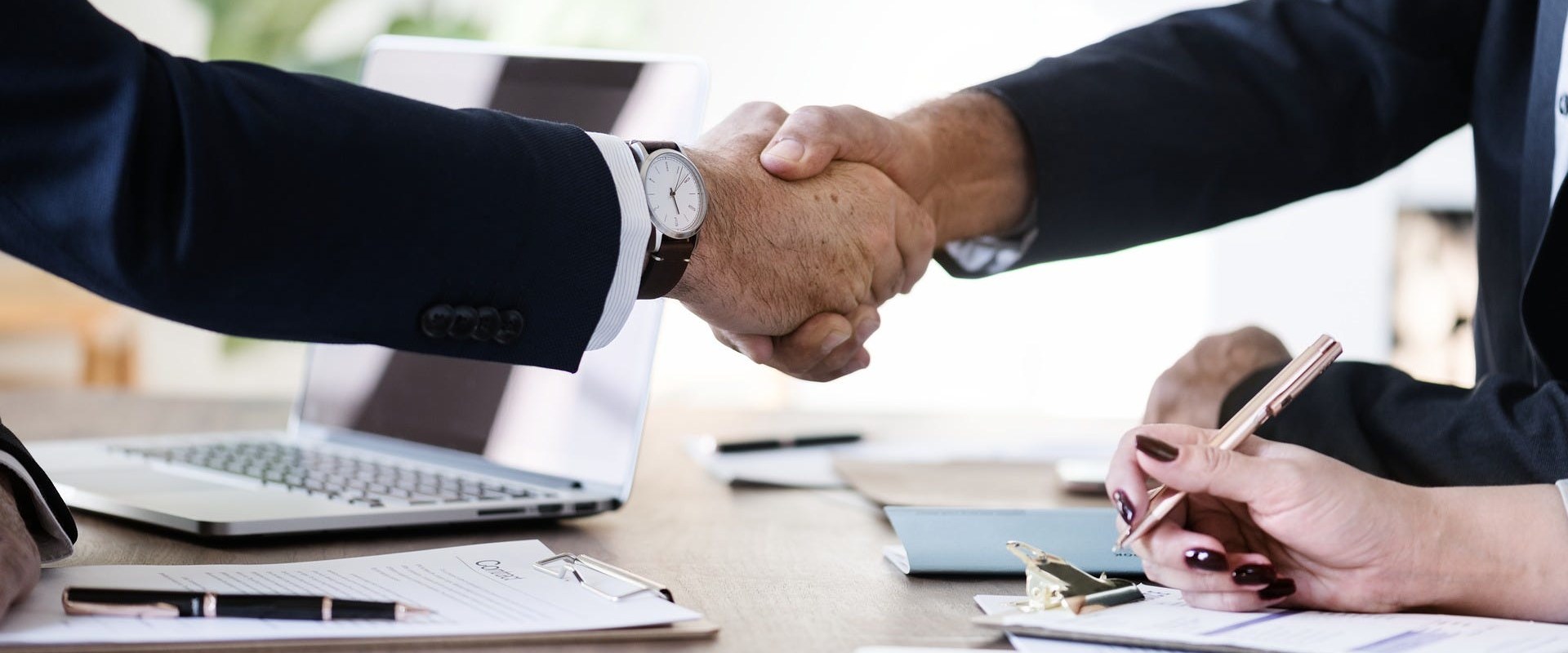 The Ultimate Guide to Contract Negotiation and Change Management
